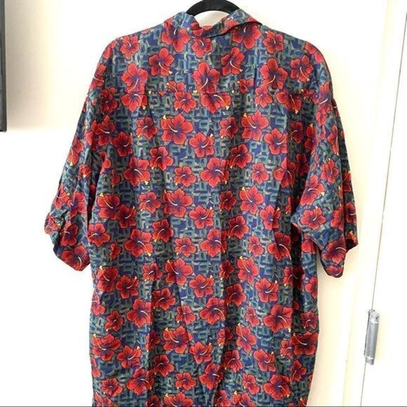 Morro Bay Floral Button Down - Picture 3 of 4